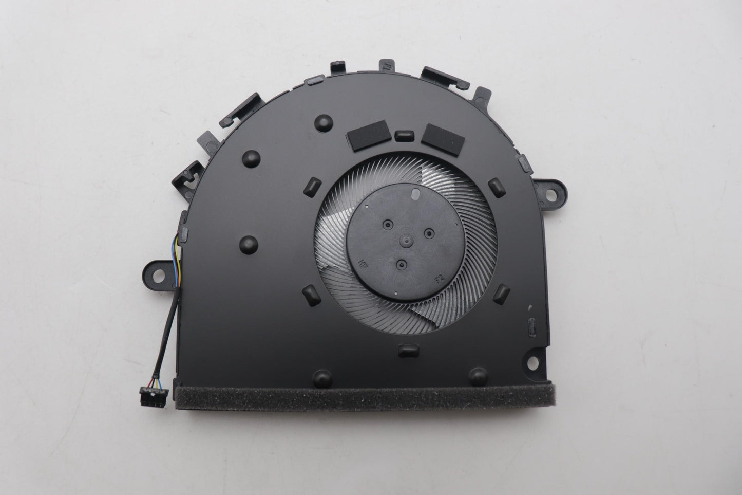 Lenovo Fan Fan L 82Yu Avc - 5F10S14075
