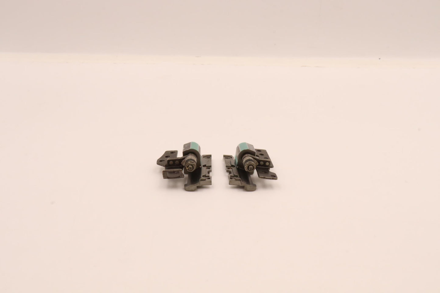 Lenovo Hinge Fru Accy Kits Hinge Voso - 5H50W13792
