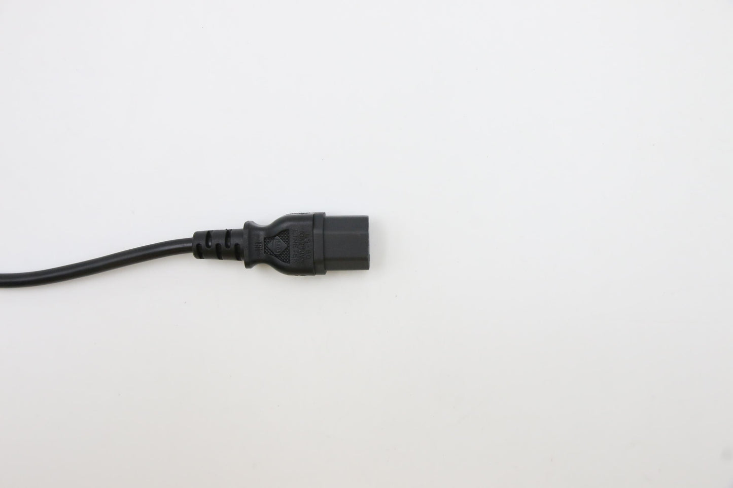 Lenovo Linecord 3P,It,1.8M,Anti-Tr,No - 5L61B63580