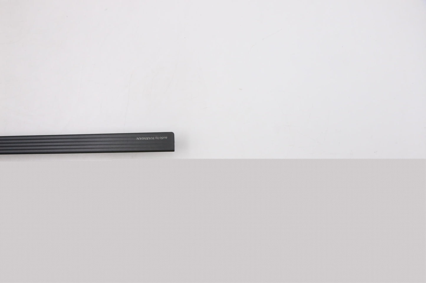 Lenovo Front Bezel Black Jbl - 5M10U49691