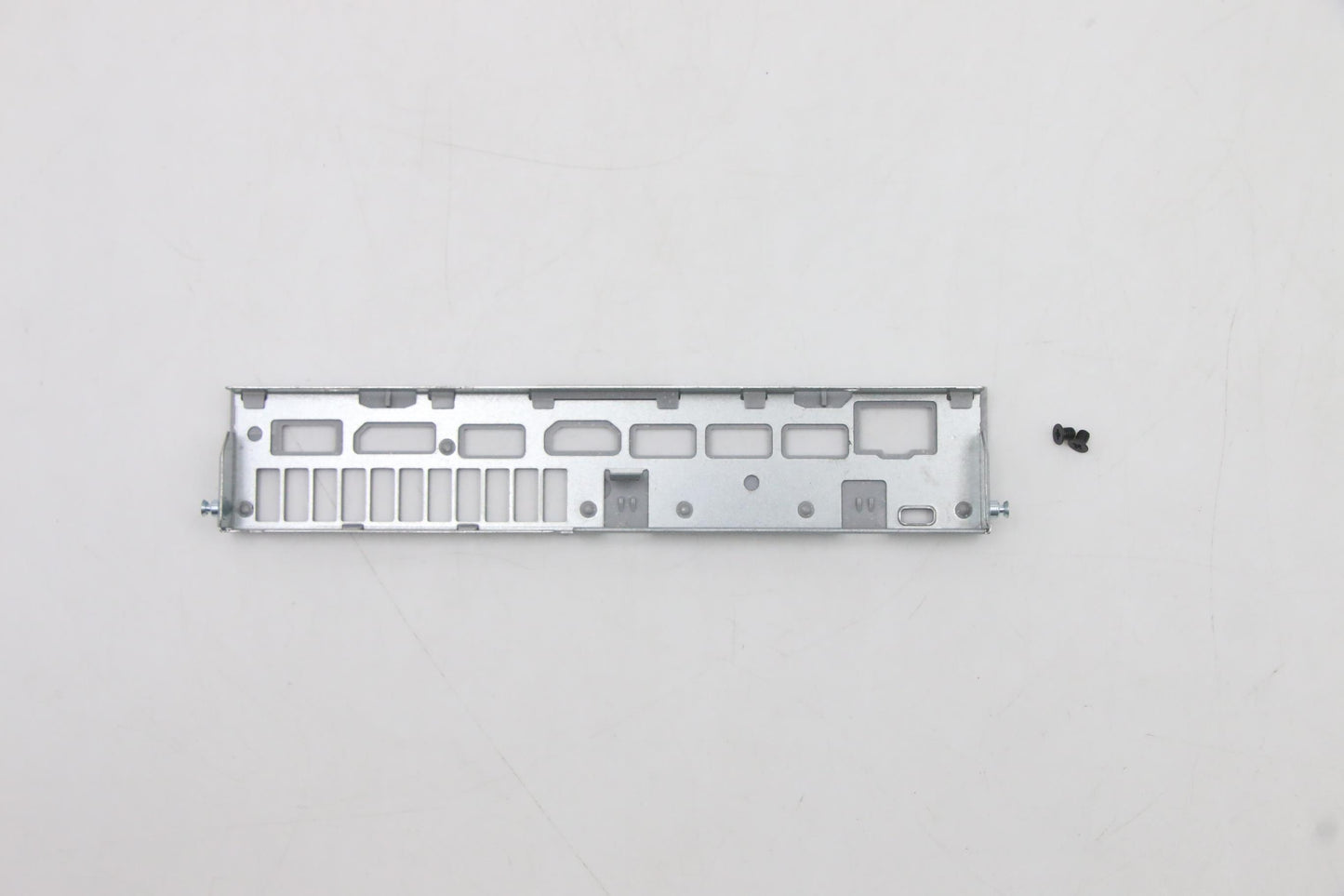 Lenovo Mech_Asm Back_Io Assy - 5M10U50258
