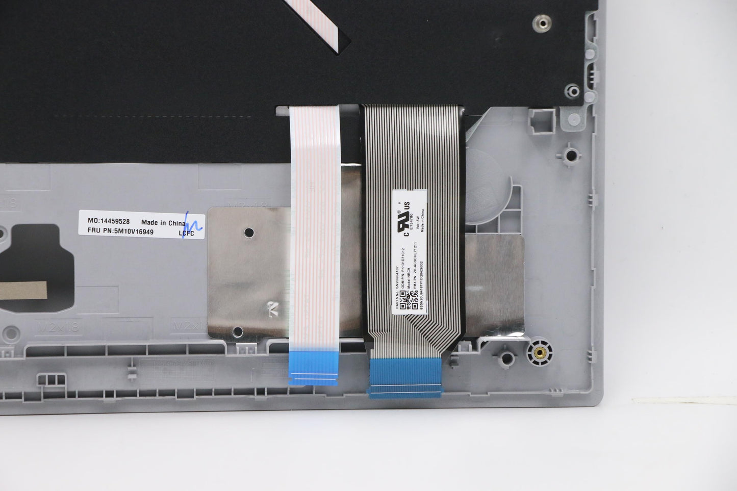 Lenovo Fe5A0 Log Up Assy Nbl Kb Sl Uk - 5M10V16949
