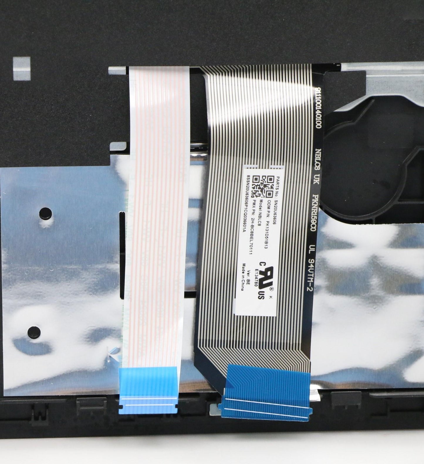 Lenovo Bl Kb W C Cover Asm Bel Blk Uk - 5M10V17042
