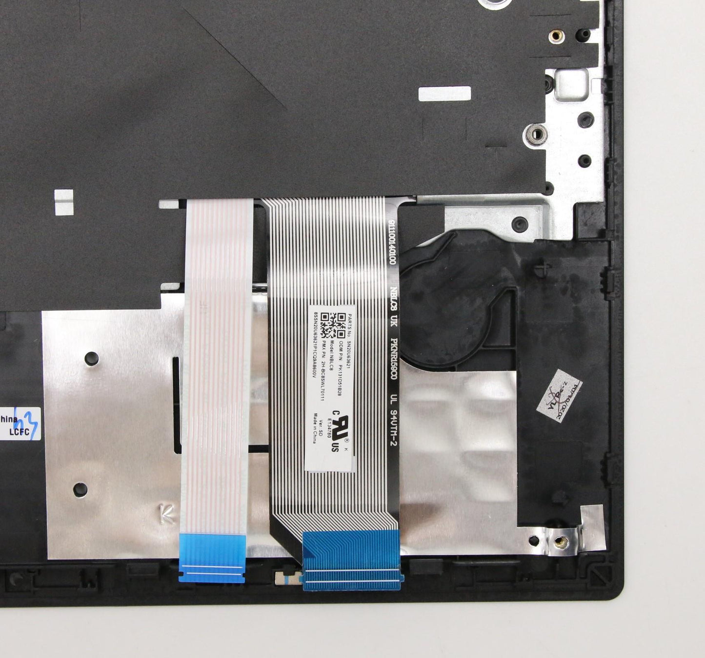 Lenovo Bl Kb W C Cover Asm Swe Blk Uk - 5M10V17056