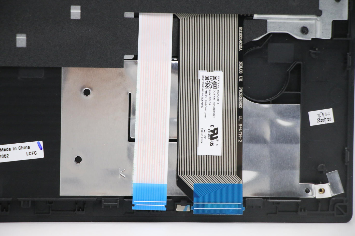 Lenovo Bl Kb W C Cover Asm Ice Blk Uk - 5M10V17062