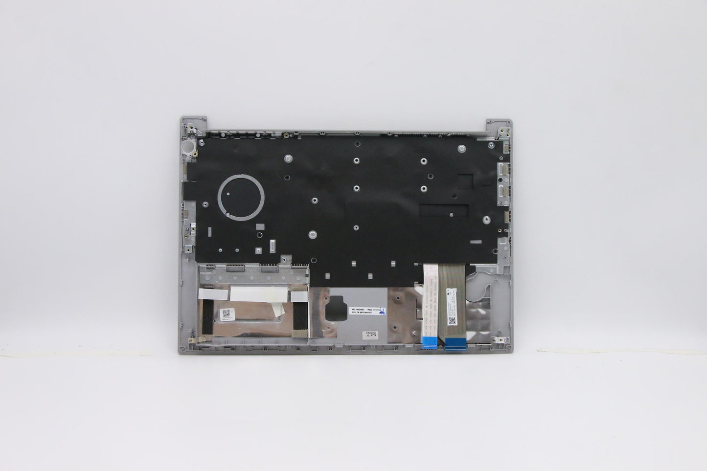 Lenovo Nbl Kb W C Cover Asm Las Slv U - 5M10W64407