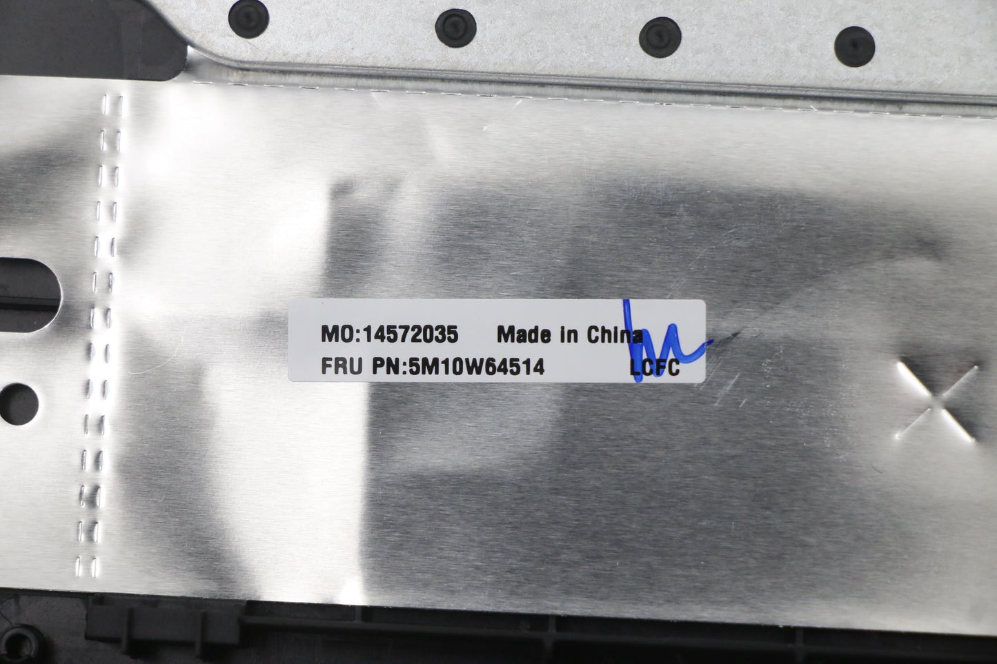 Lenovo C-Cover with Keyboard, Canadian French Layout, Black, Non-Backlit, Non-Fingerprint - 5M10W64514