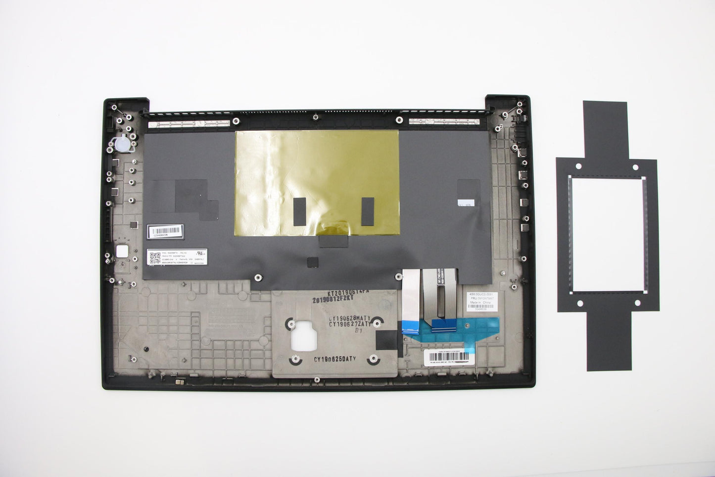 Lenovo Assembly Ucase W Kb Ara Ltn Lp - 5M10W78867