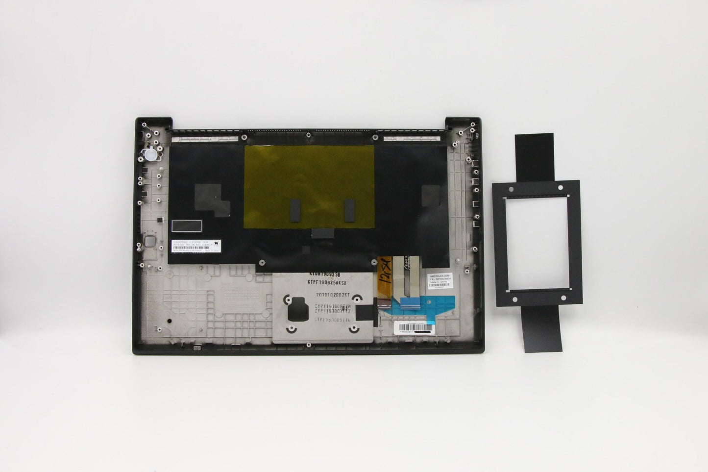 Lenovo Assembly Ucase W Kb Den Srx Lp - 5M10W78874