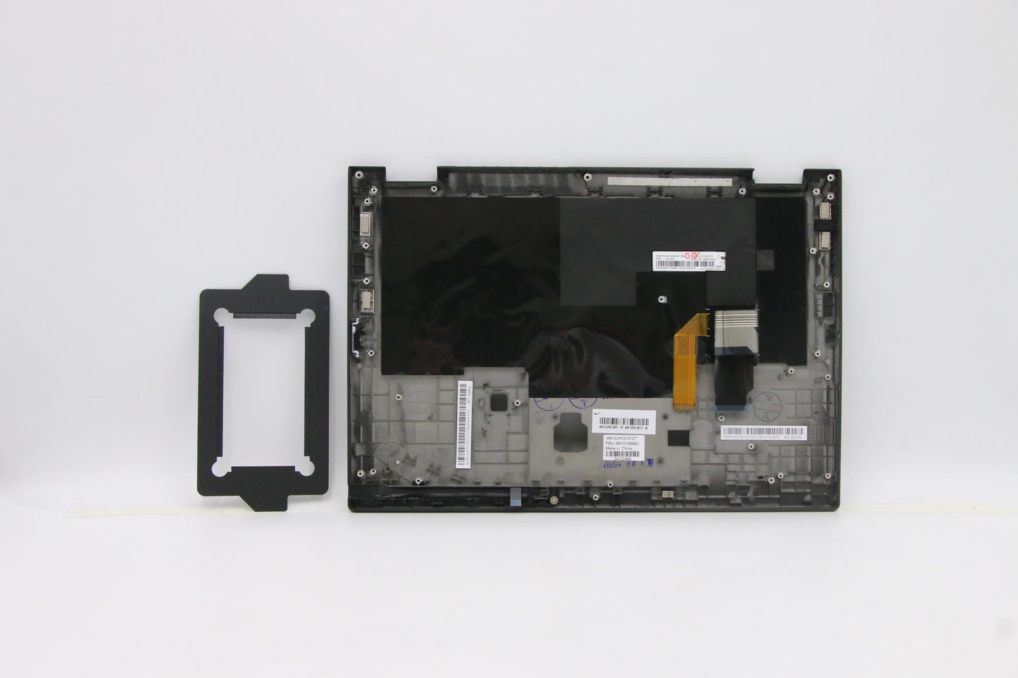 Lenovo Mech_Asm Noww C-Cvr+Euro Eng K - 5M10Y85882