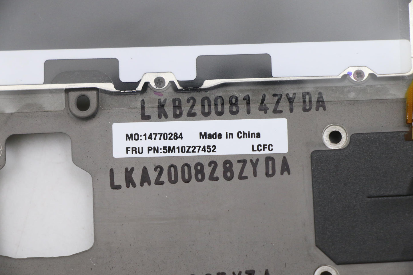 Lenovo Mech_Asm Grp_Kbd_Bzl_Ee_Wlan_D - 5M10Z27452