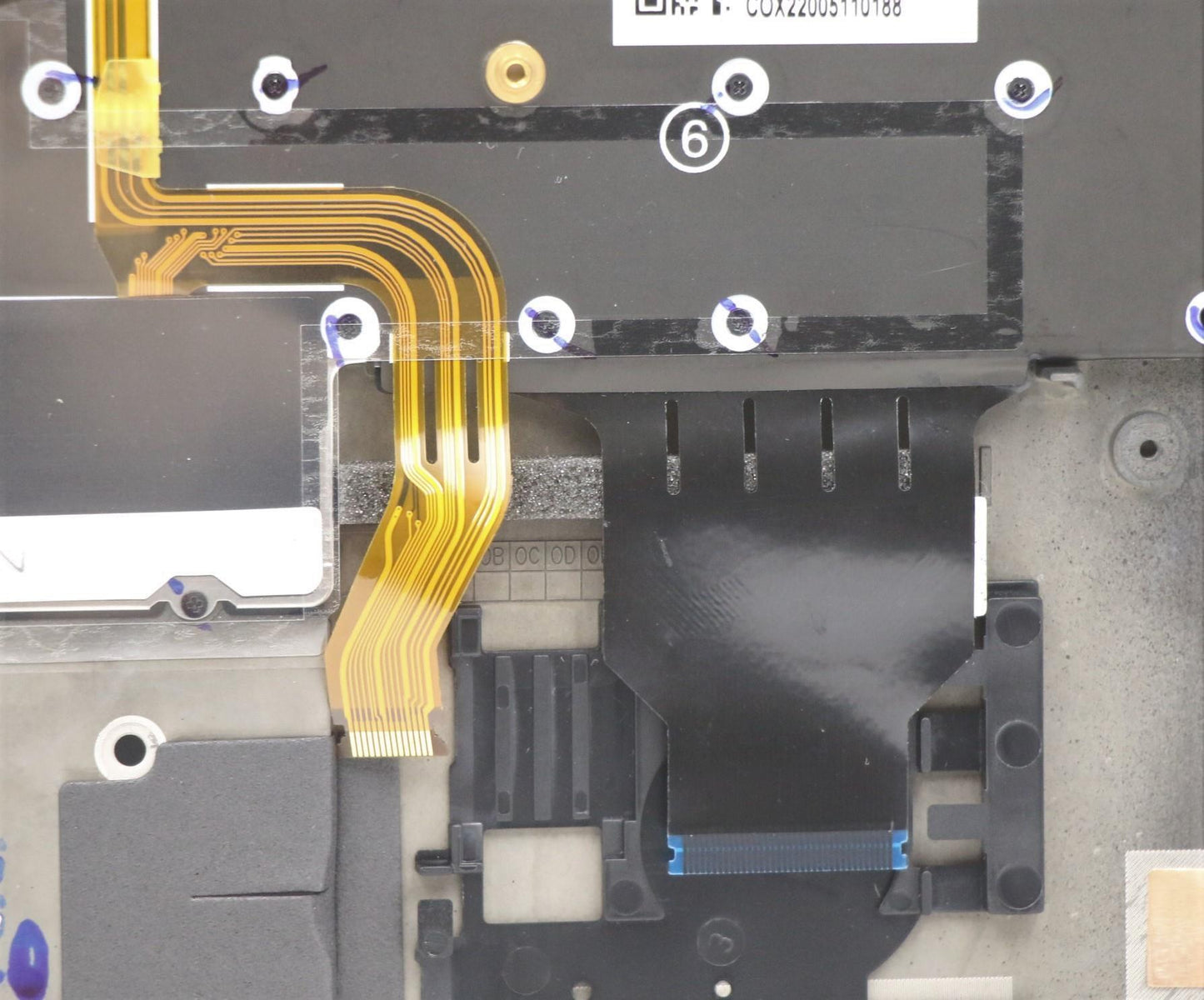 Lenovo Mech_Asm Grp_Kbd_Bzl_Be_Wwan_D - 5M10Z27509