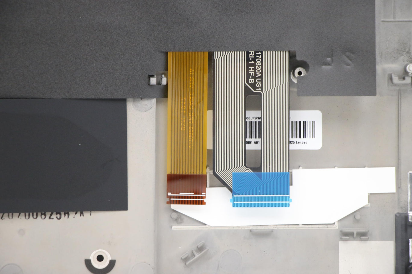 Lenovo Mech_Asm Ww C-Cvr+Hbw Kb Asmsr - 5M10Z39702