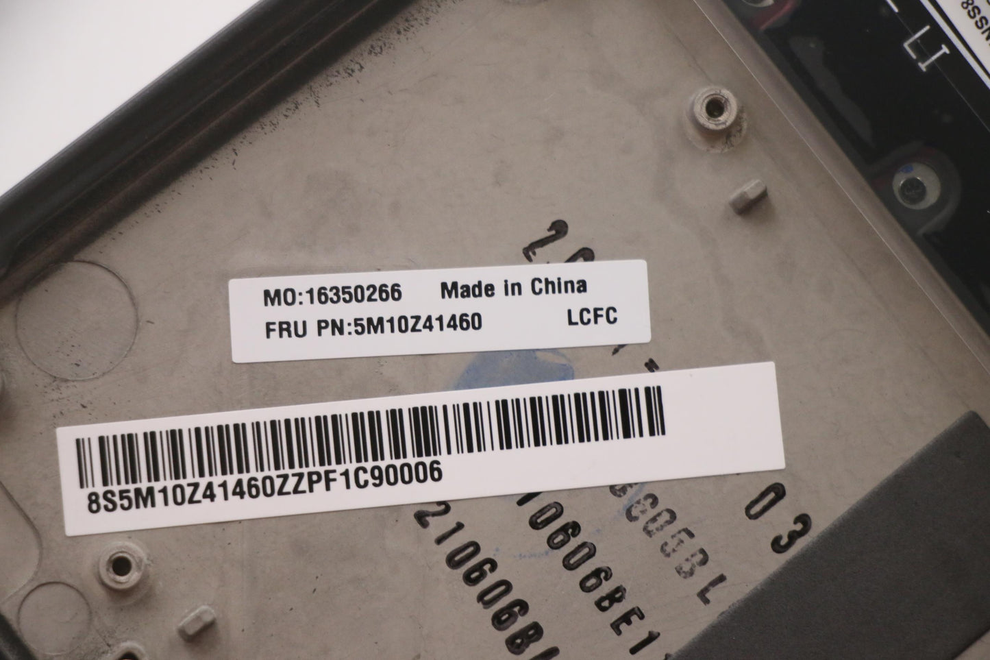 Lenovo Mech_Asm Ccov Blkb Bel Uk(Ltn) - 5M10Z41460