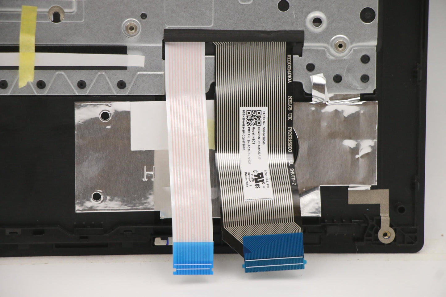 Lenovo Mech_Asm Kbd Uke(Pri) Pat Uk B - 5M10Z54560