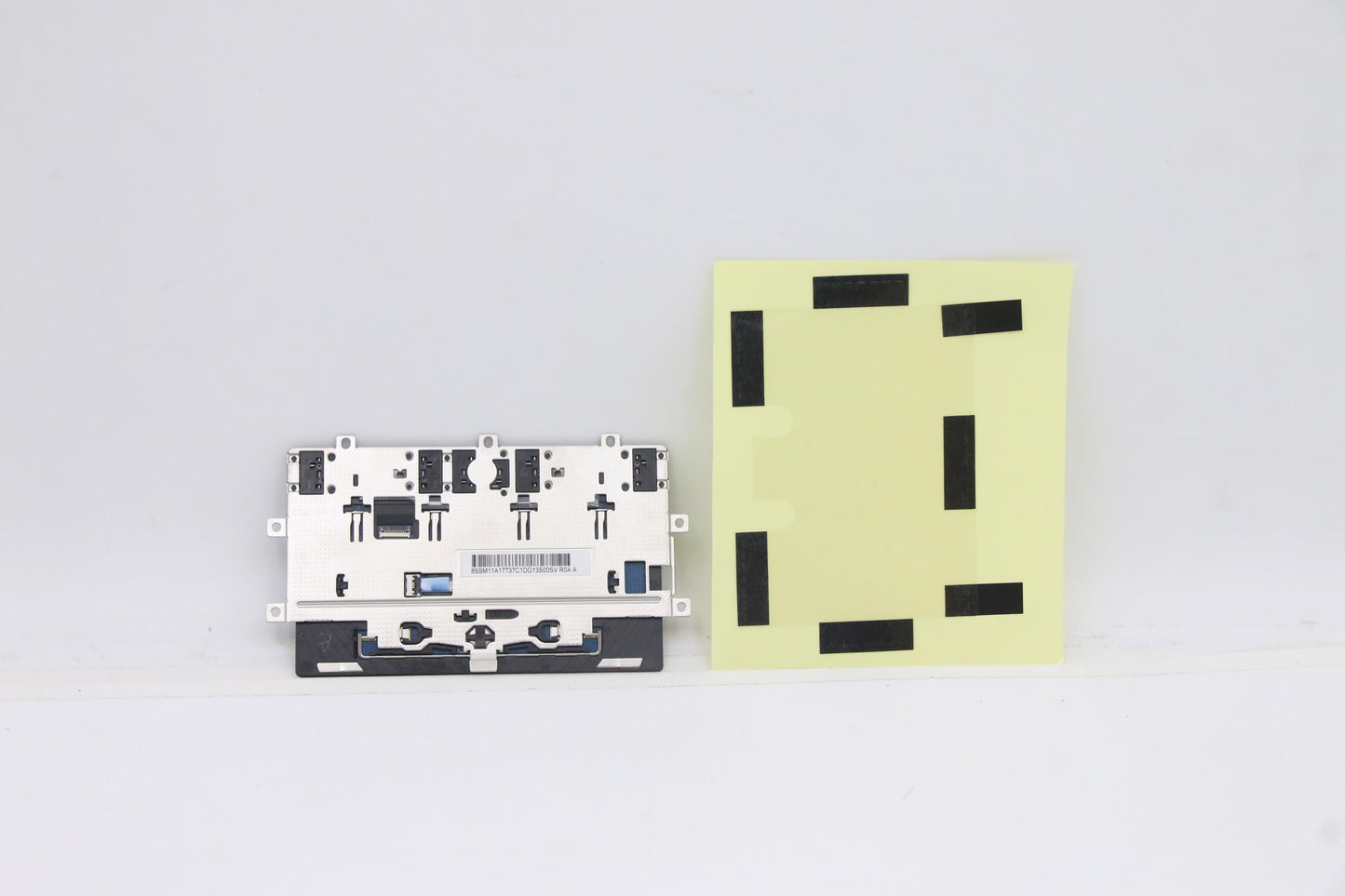 Lenovo CS21 3+2bCP Card Module, Black Glass Mylar - 5M11A17804