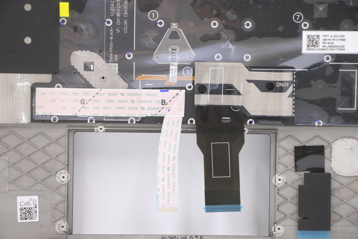 Lenovo Mech_Asm Kbdw/C Kor Bklt(Chy) - 5M11A37360