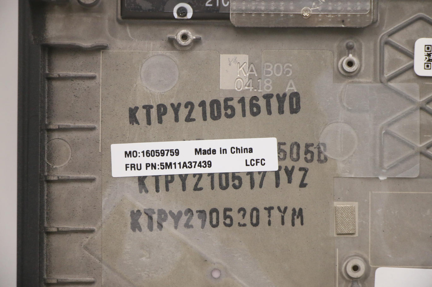 Lenovo Mech_Asm Kbdw/C Sws Bklt(Chy) - 5M11A37439