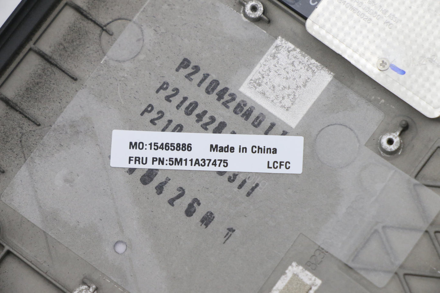 Lenovo Mech_Asm Kbdw/C Uke Bklt(Chy) - 5M11A37475
