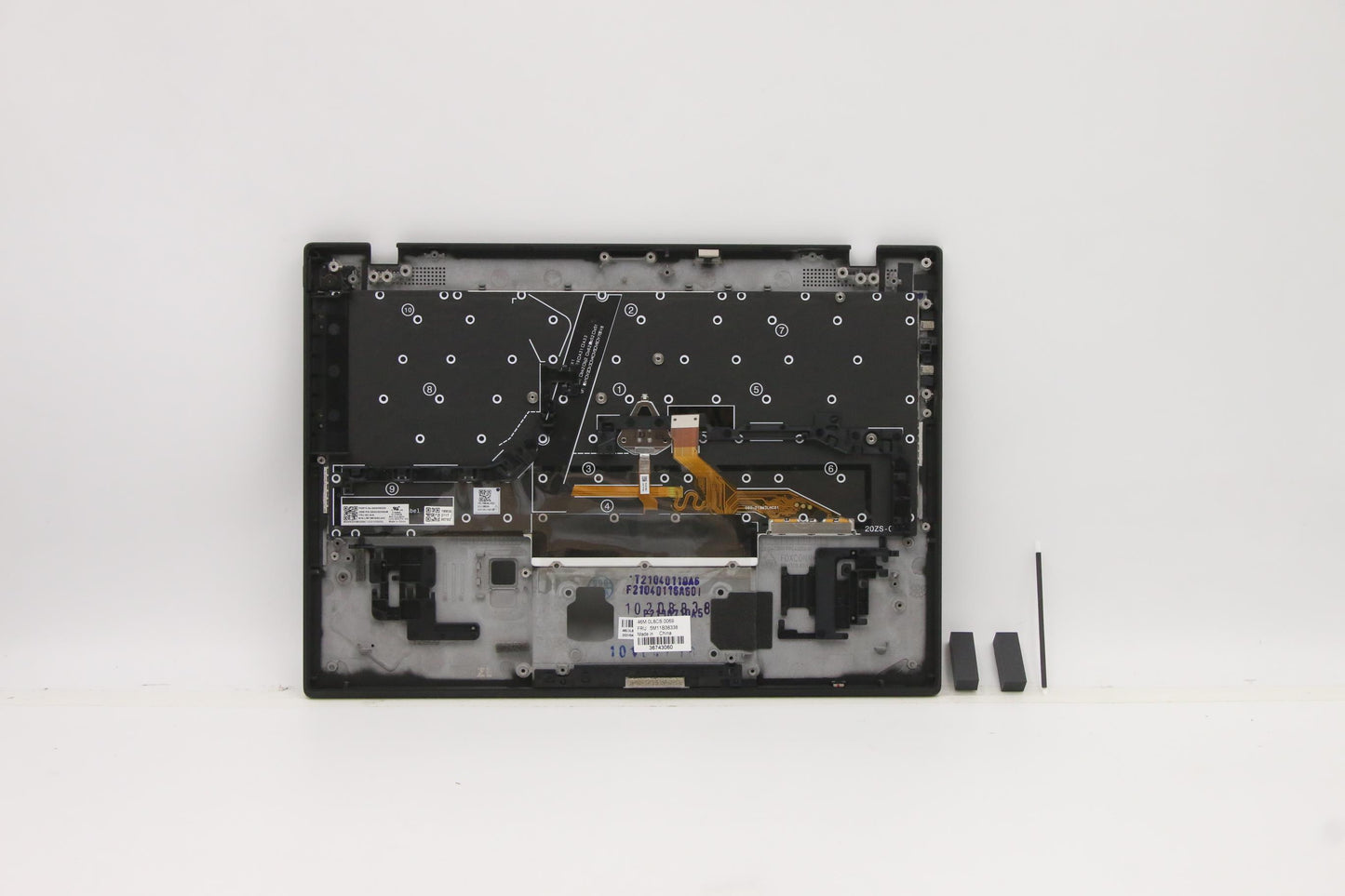 Lenovo Mech_Asm Grp,Kbd,Bzl,Swe/Fin,W - 5M11B38338