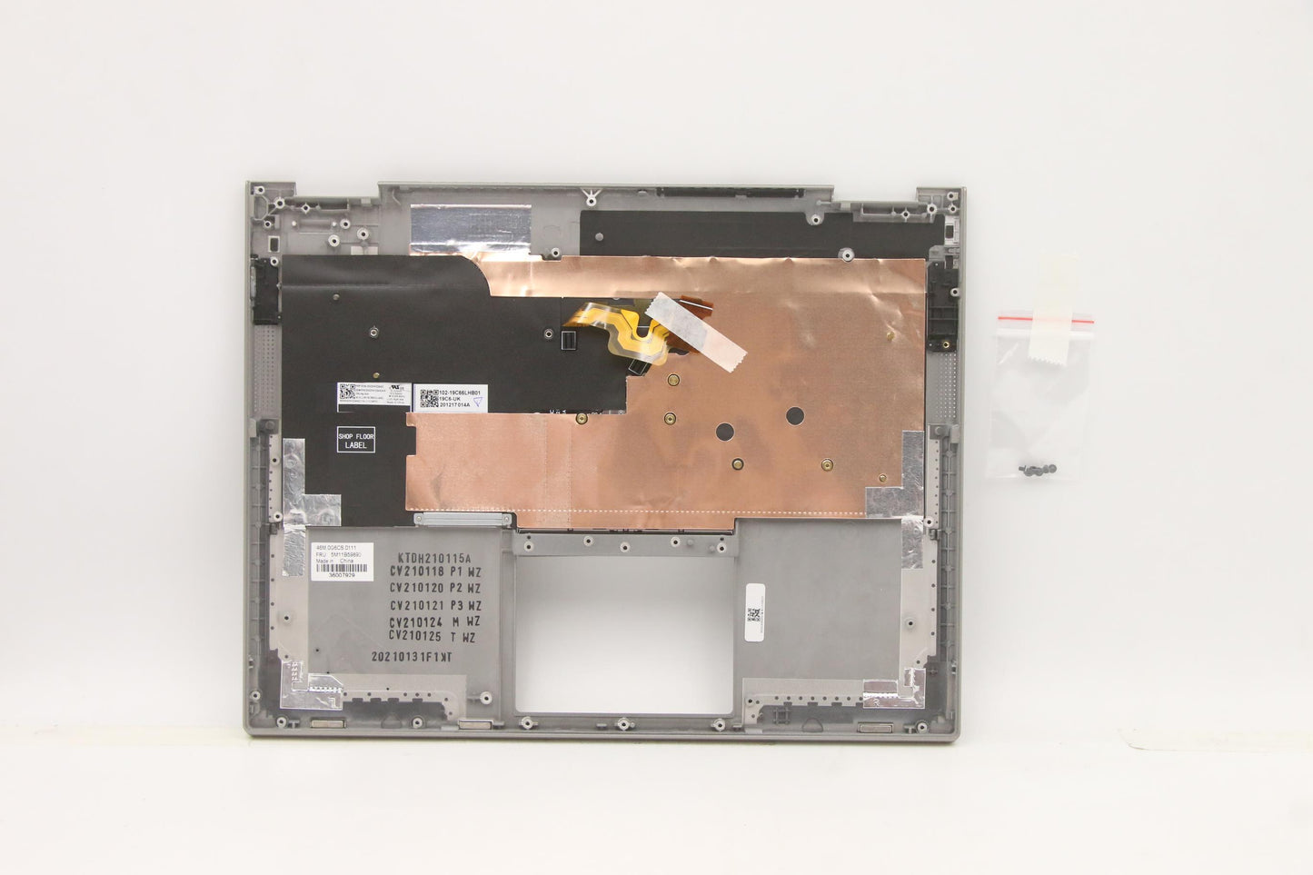 Lenovo Mech_Asm Kbd Bezel,Ti,Wwan,Hun - 5M11B59893