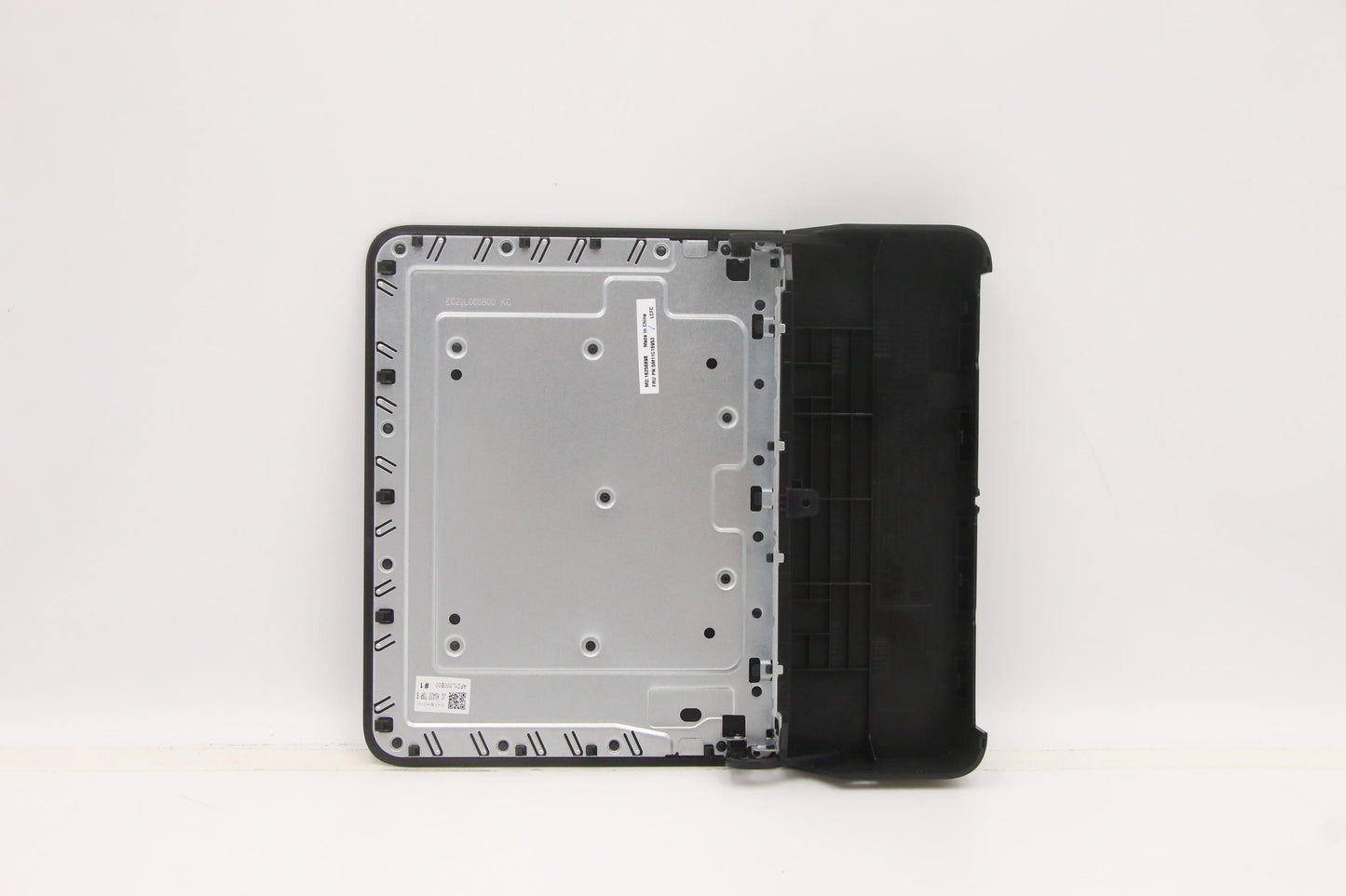Lenovo Mech_Asm Hu420_Chassis_Top_Cov - 5M11C16953