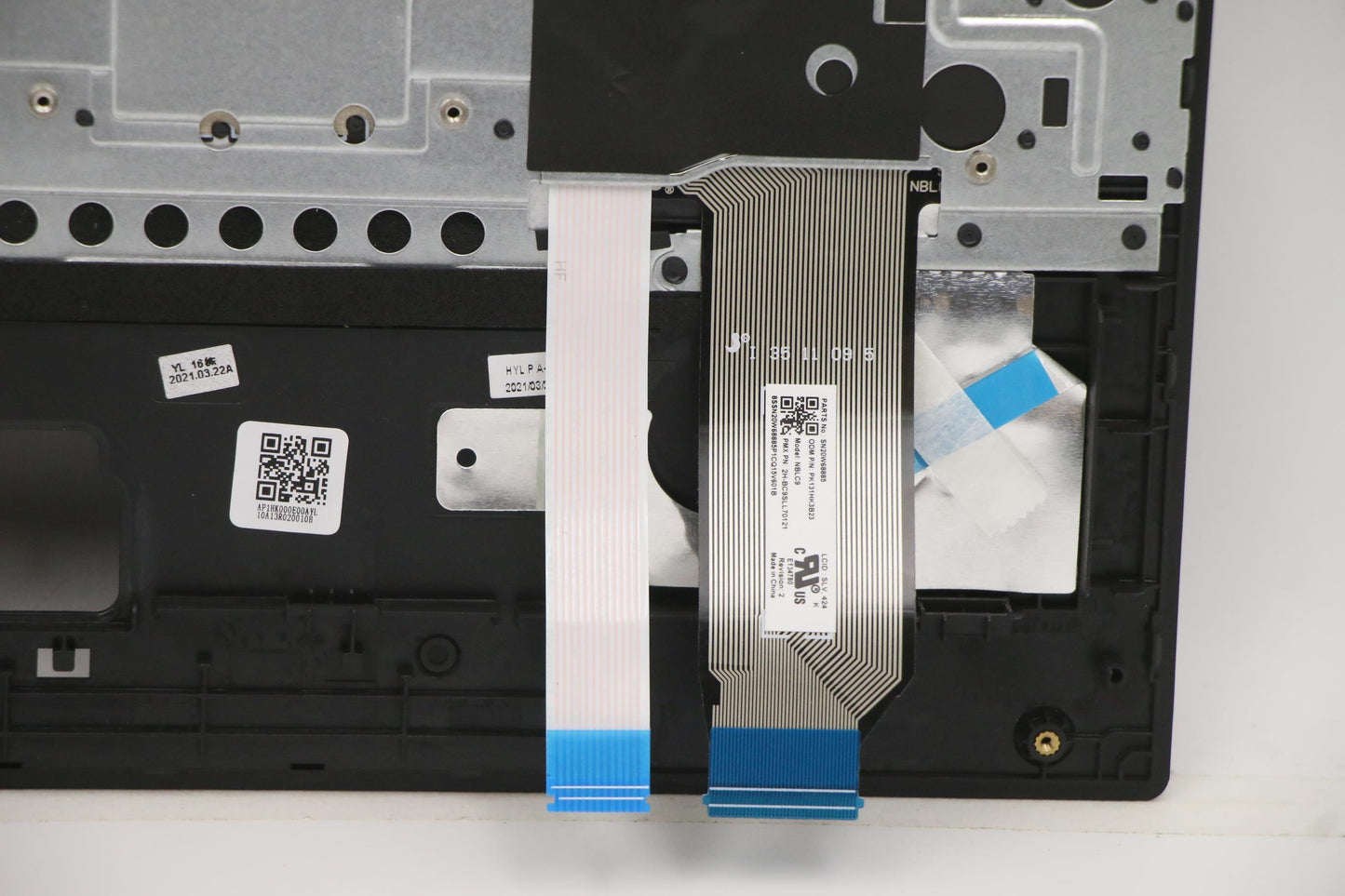 Lenovo Mech_Asm Kb C Slv Bklt(Pmx)Pt - 5M11C43800
