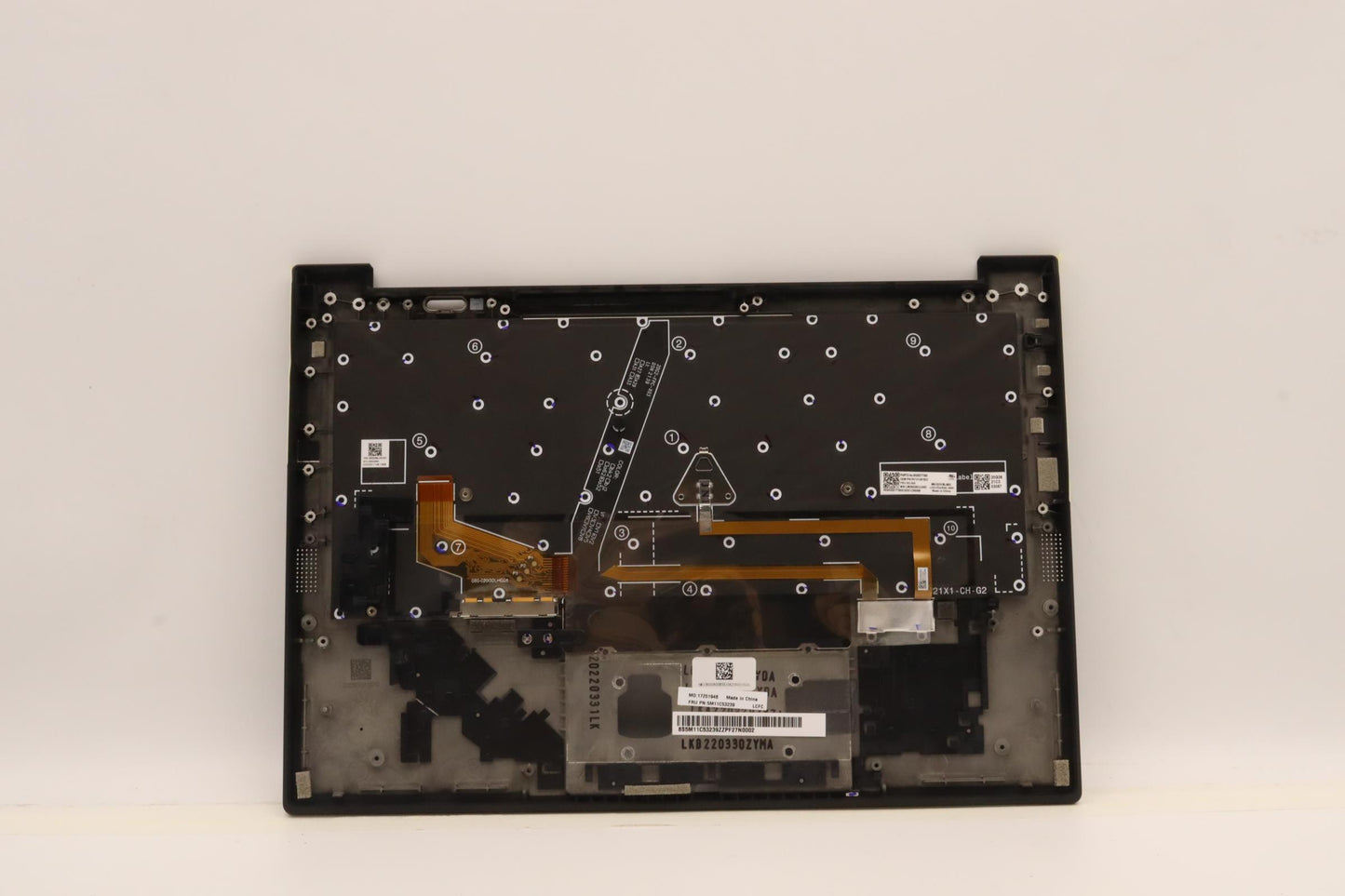 Lenovo C-Cover with Keyboard, Canadian French/English, Deep Black, Backlight, WLAN - 5M11C53239