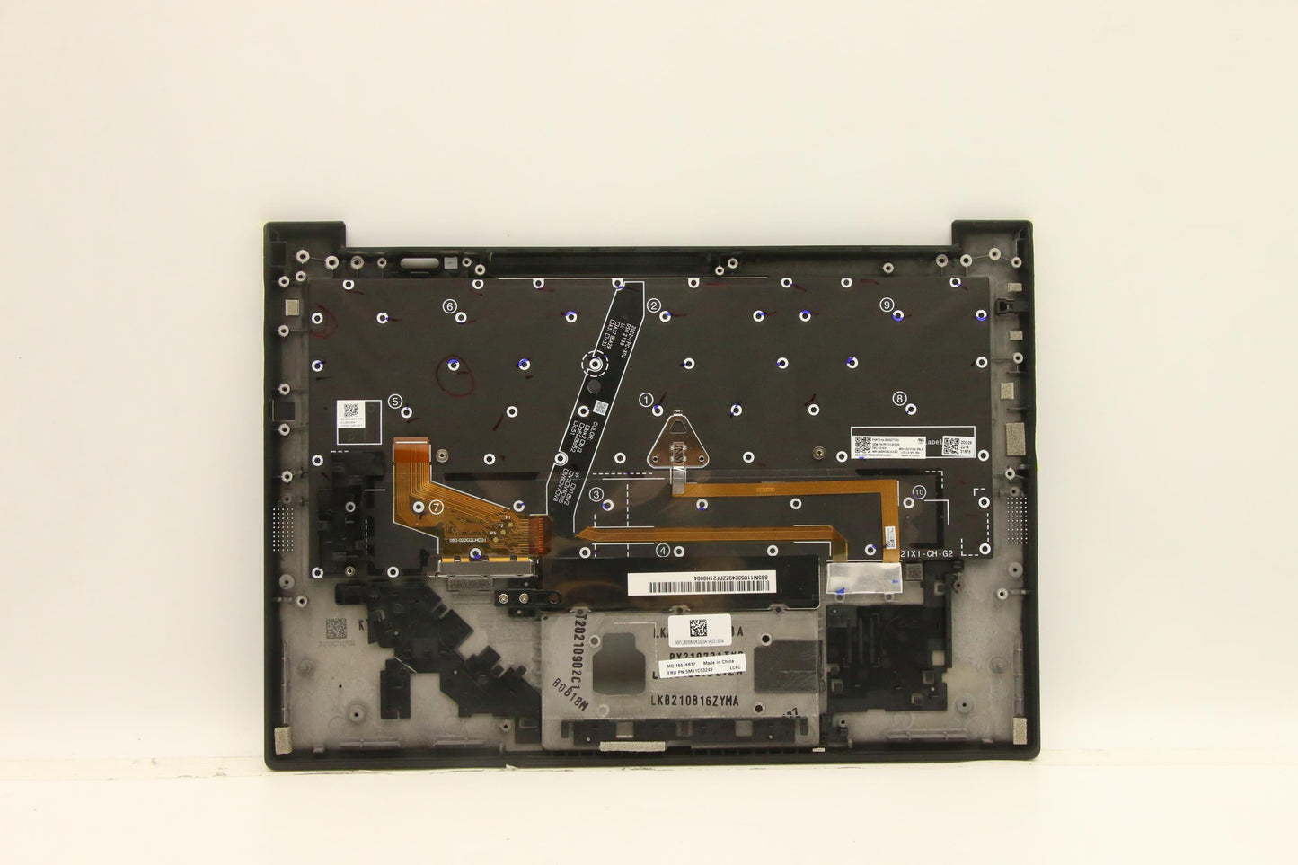 Lenovo C-Cover with Keyboard, Spanish LA, Deep Black, Backlit, WLAN Support - 5M11C53249