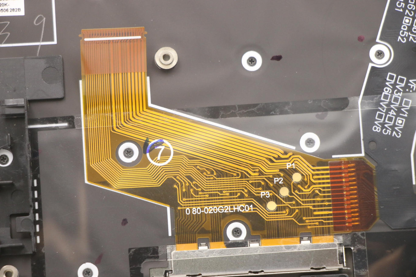 Lenovo Mech_Asm Grp Kbd Bzl,Uke,Wl,Db - 5M11C53262