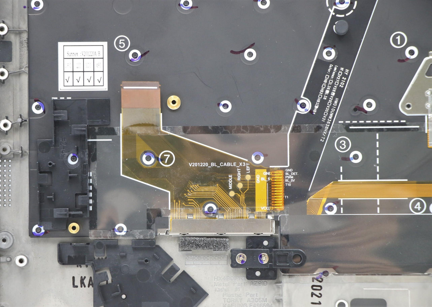 Lenovo Mech_Asm Grp Kbd Bzl,La Spa,Wl - 5M11C53321