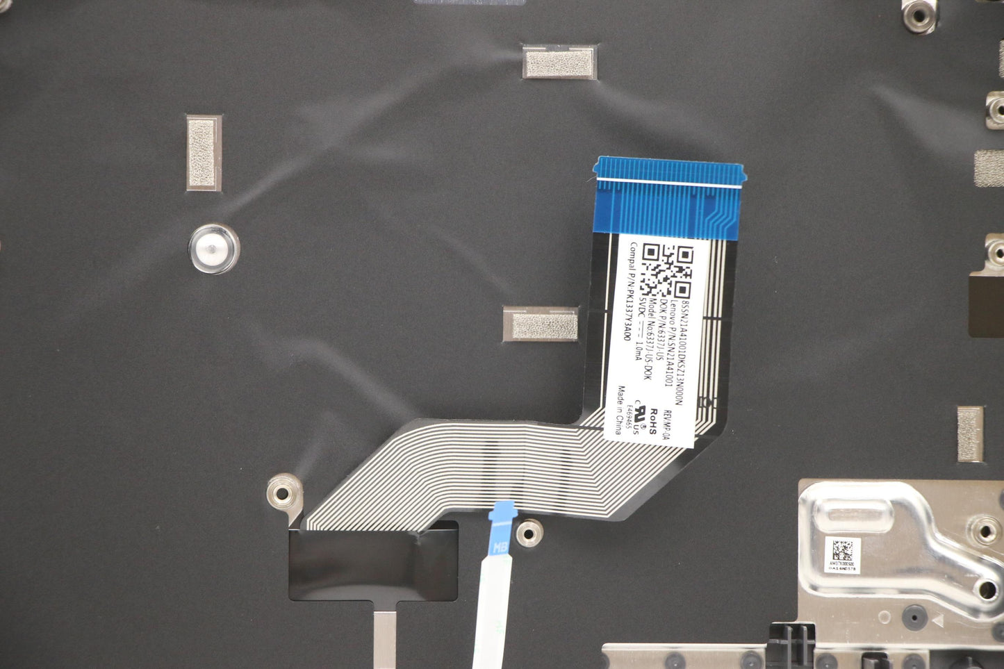 Lenovo - C-Cover with Keyboard, USA English Layout, Non-Backlit, with Touchpad - 5M11C94663