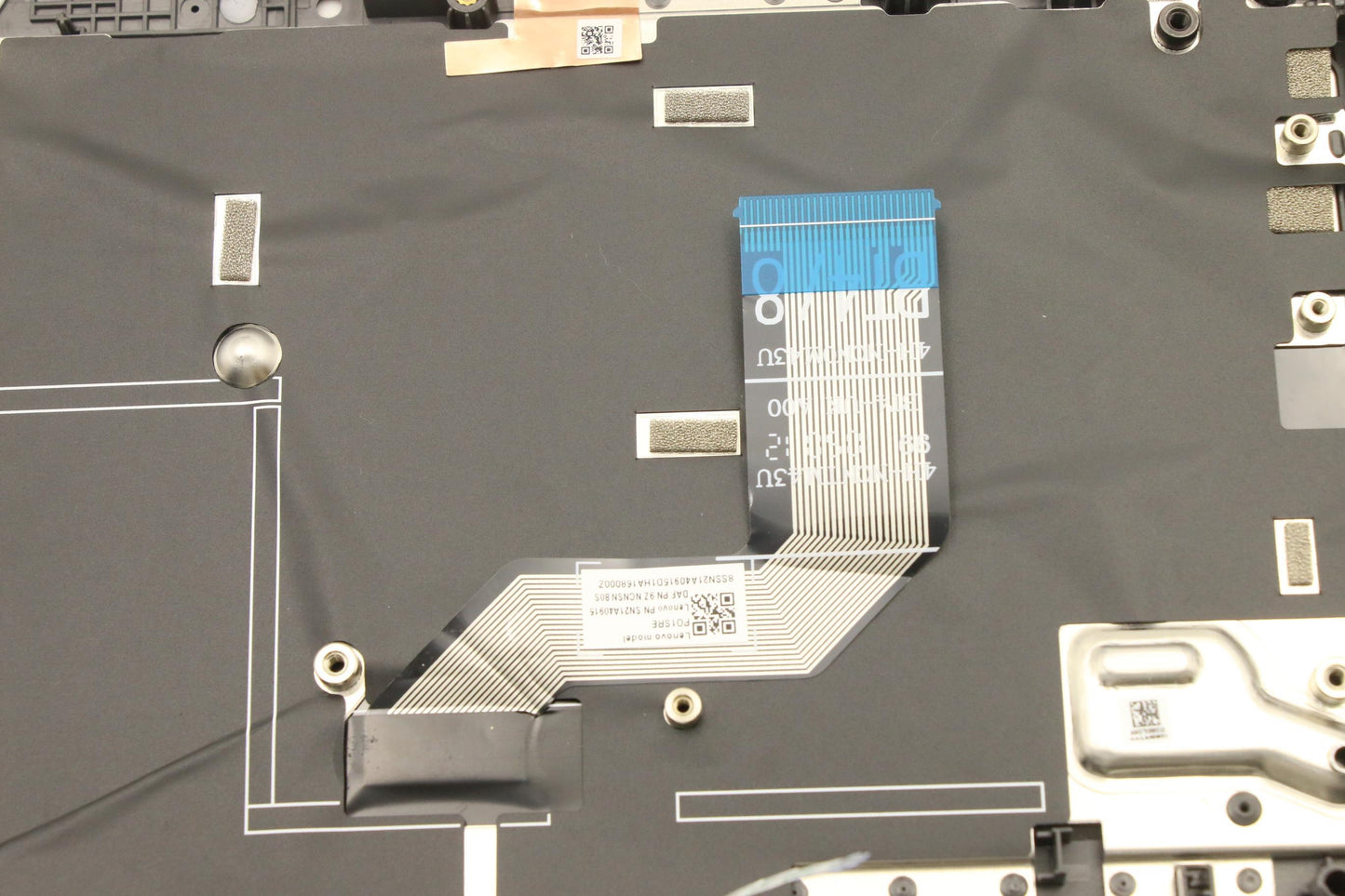 Lenovo Mech_Asm Fru Cc Lte_Wfc W/Tp&N - 5M11C94769