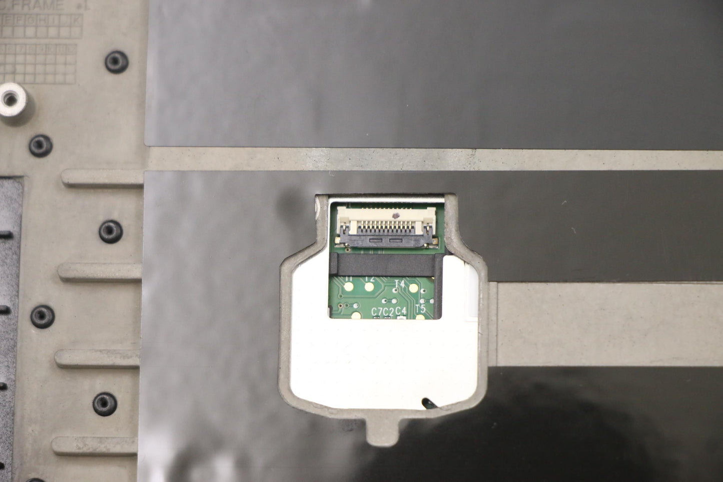 Lenovo - Mechanical Assemblies, C COVER ASSY with Touchpad, Mylar, Screws - 5M11C94798