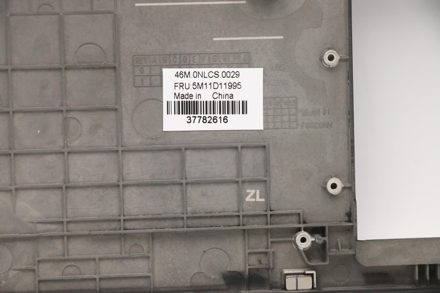Lenovo Mech_Asm Noww C-Cvr+Den Kb Asm - 5M11D11995
