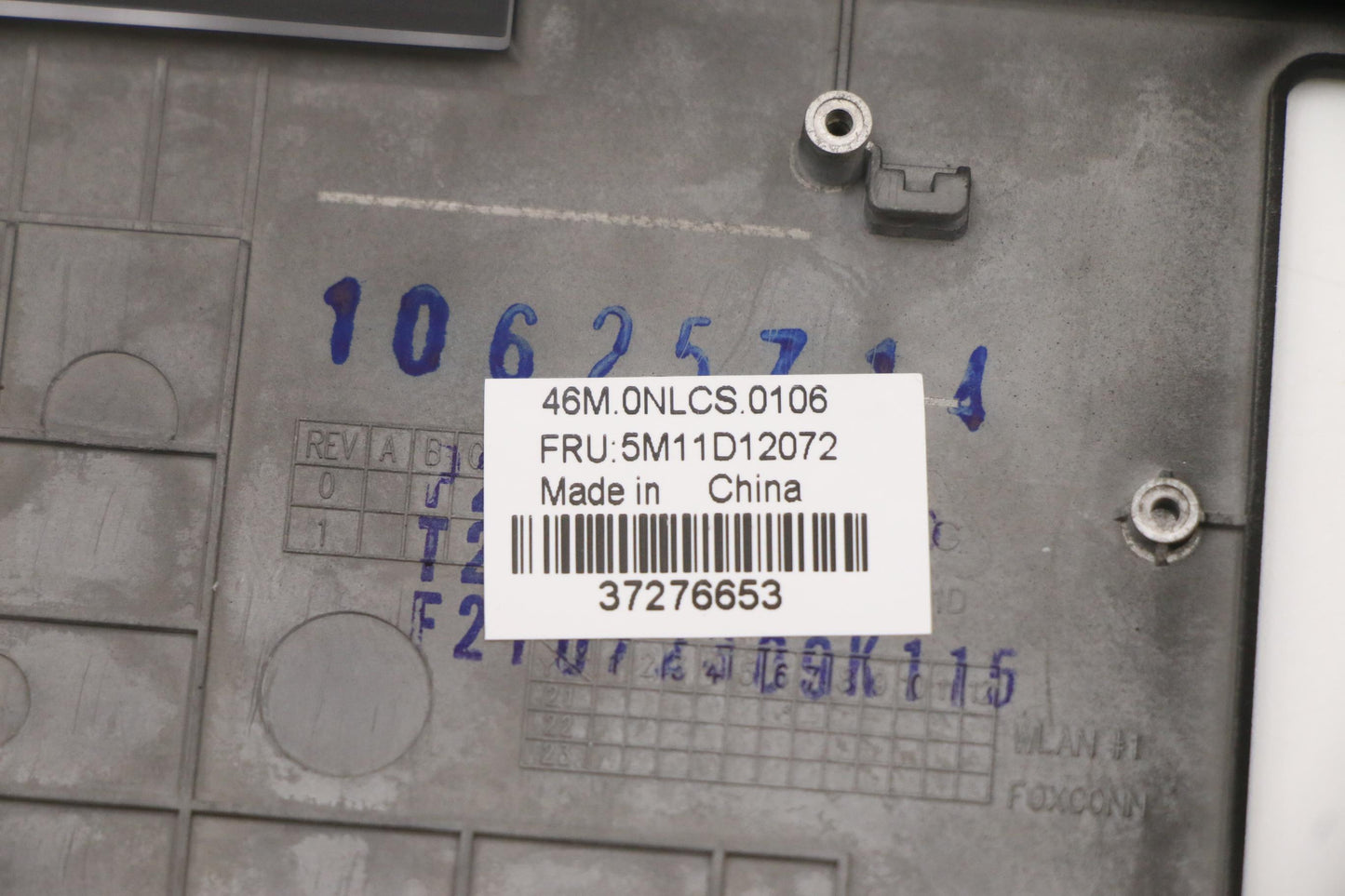 Lenovo Russian Backlit Keyboard with No WWAN C-Cover - 5M11D12072