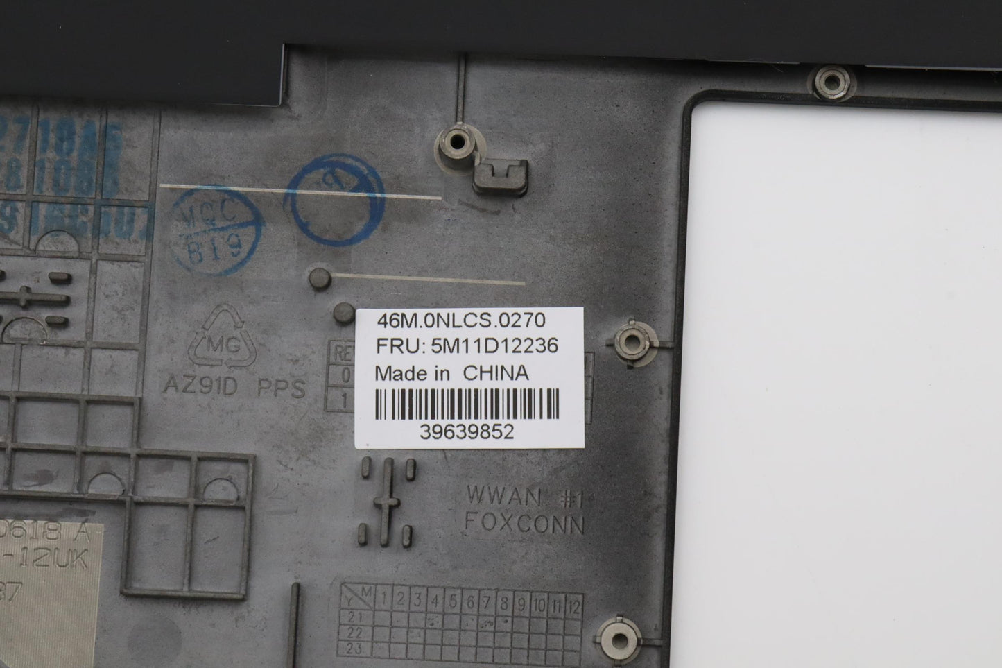 Lenovo Mech_Asm Ww C-Cvr+Sws Kb Asm,L - 5M11D12236