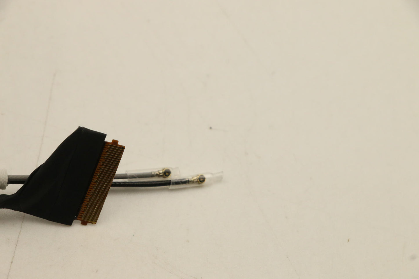 Lenovo LCD Module, 16", WQUXGA, Non-Touch, Anti-Glare, IPS, 600 nits, 100% CG, with Color Calibration - 5M11D12275