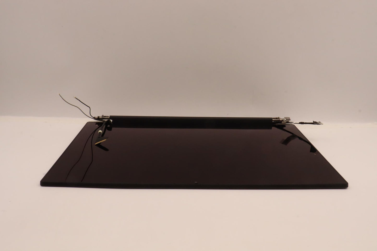 Lenovo LCD Module, 16", WQUXGA, Touch, Anti-Reflection, Anti-Smudge, IPS, 600nit, Color Calibration, with FHD Hybrid RGB+IR Camera @ - 5M11D12321