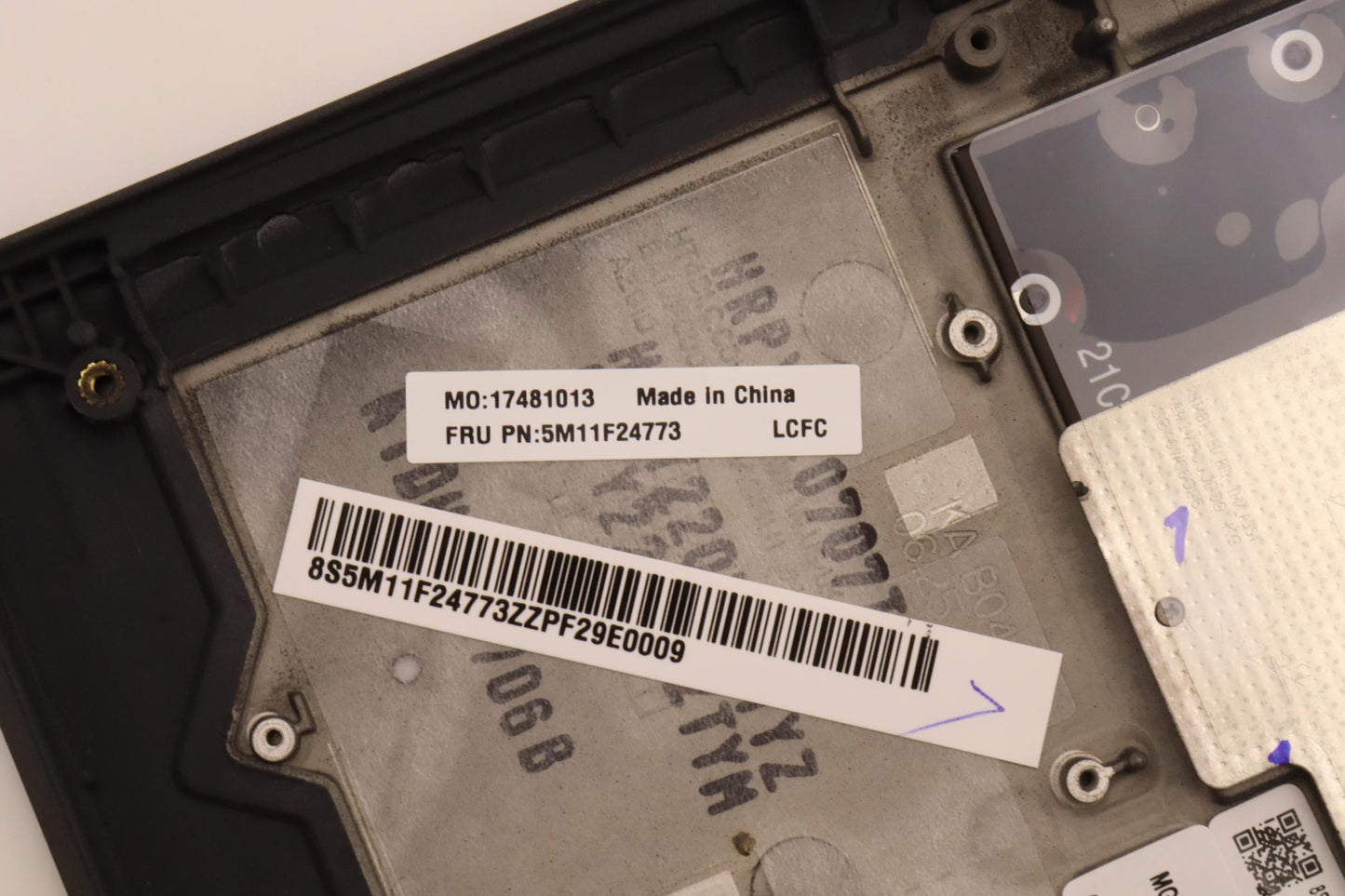 Lenovo Mech_Asm Kbd/C Por Bklt Chi Ww - 5M11F24773