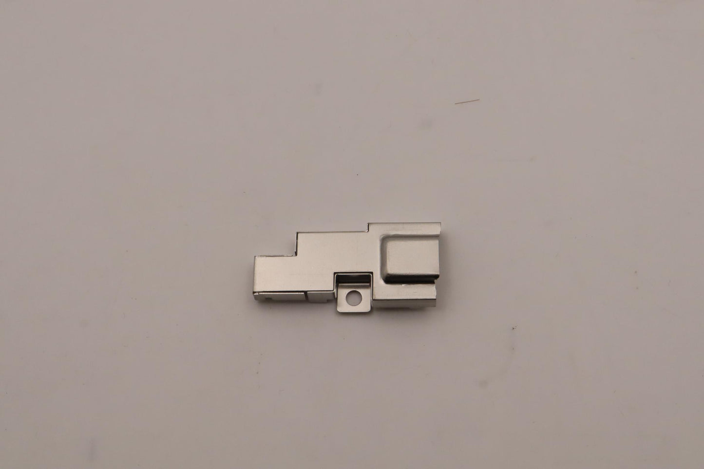 Lenovo Mech Assembly Side Io_Shieldin - 5M11H28376