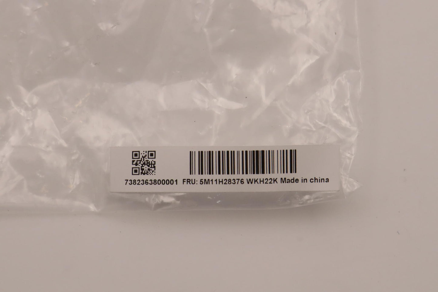 Lenovo Mech Assembly Side Io_Shieldin - 5M11H28376