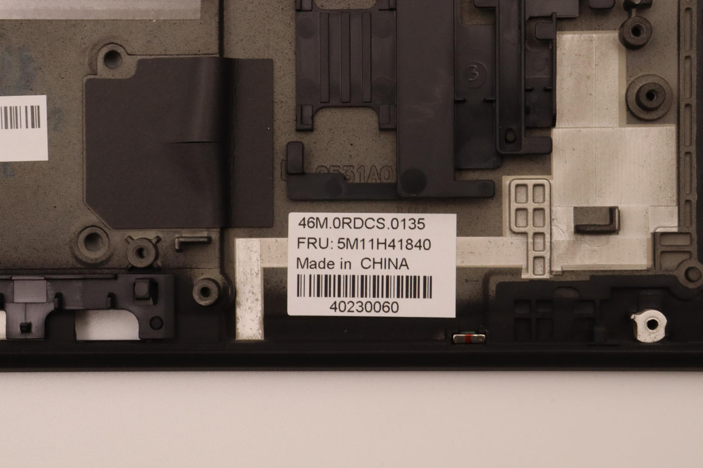 Lenovo Mechasm Ww Ccvrswefin Kb Asm,C - 5M11H41840