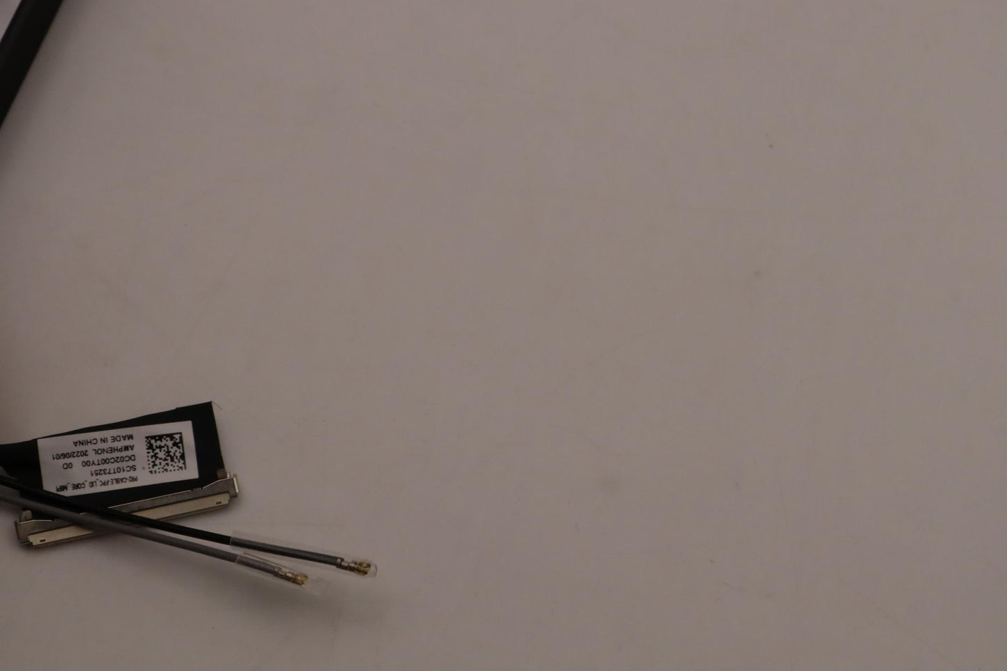 Lenovo 14" 2.8K Non-Touch LCD Module, Anti-Glare, OLED, 400 nits, with FHD RGB+IR Camera - 5M11H44119