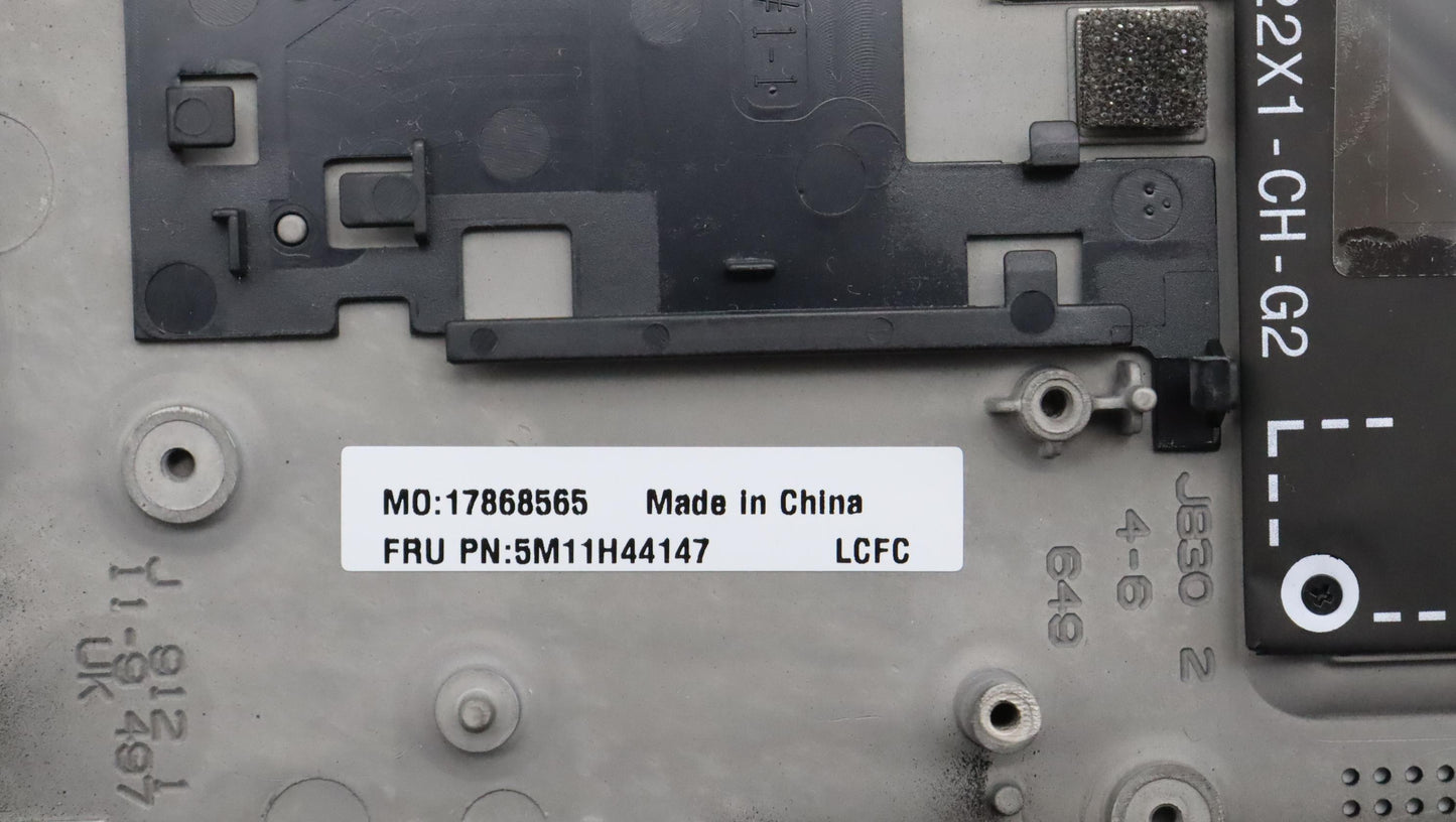 Lenovo Canadian French Backlit Keyboard with Deep Black C-Cover and WLAN - 5M11H44147