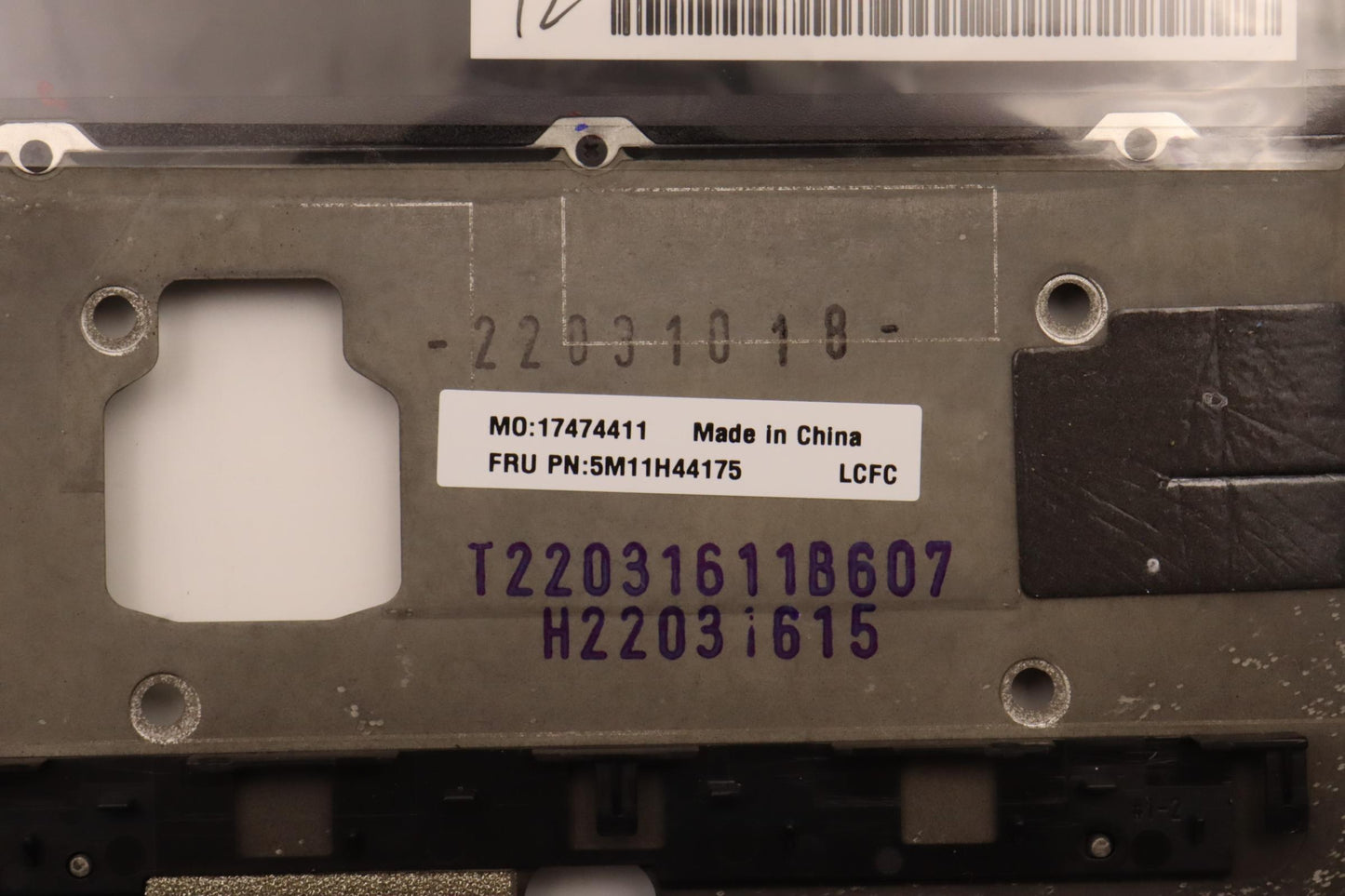 Lenovo Mechasm Grp Kbd Bzl,Swefin,Wl, - 5M11H44175