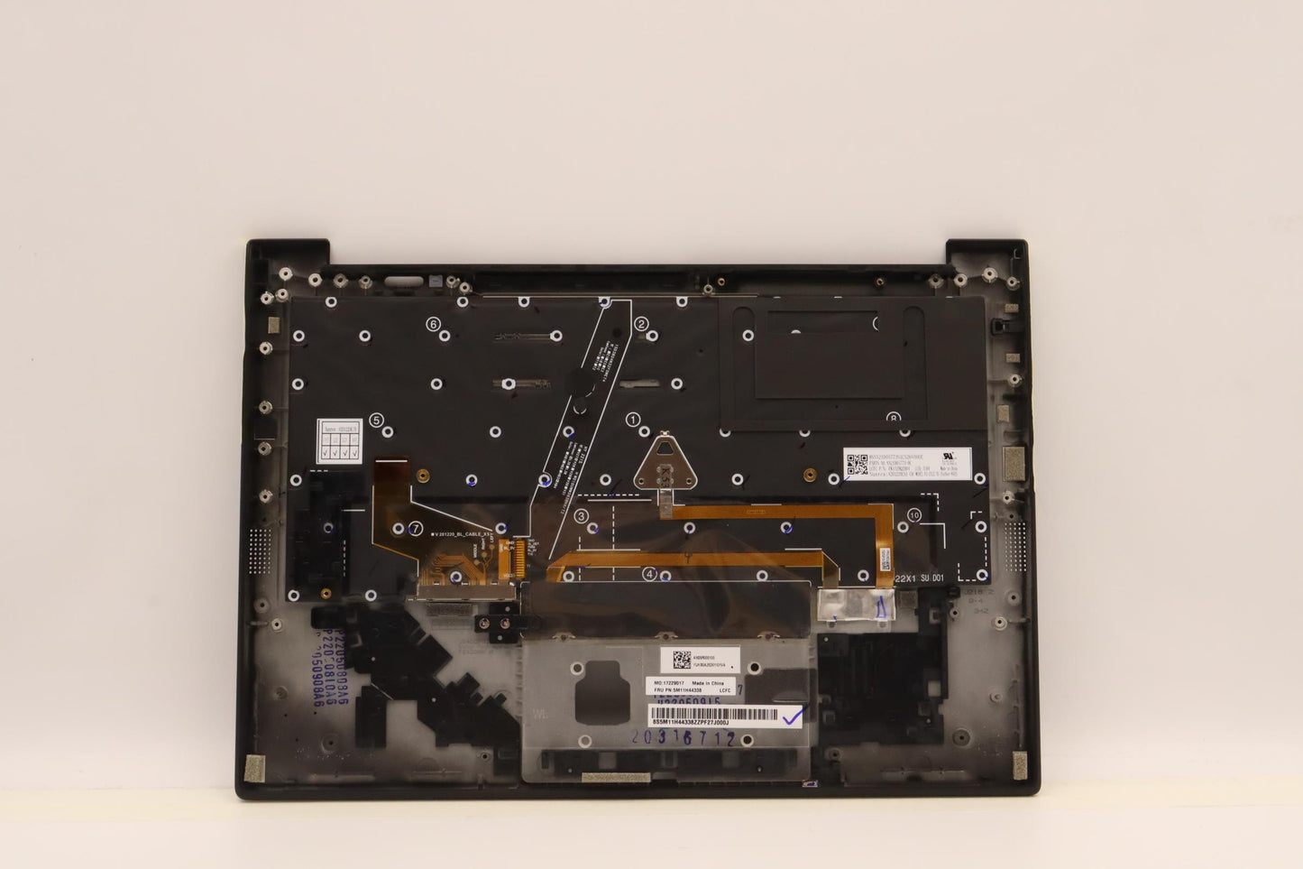 Lenovo Mechasm Grp Kbd Bzl,Tc,Wl,Db,S - 5M11H44338