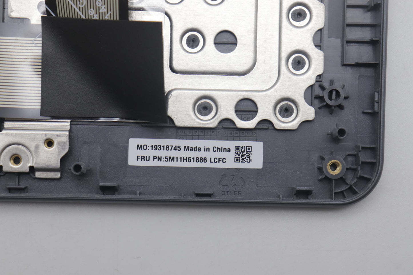 Lenovo Mech_Asm Bl Kb Bk Pt Uke Dfn - 5M11H61886