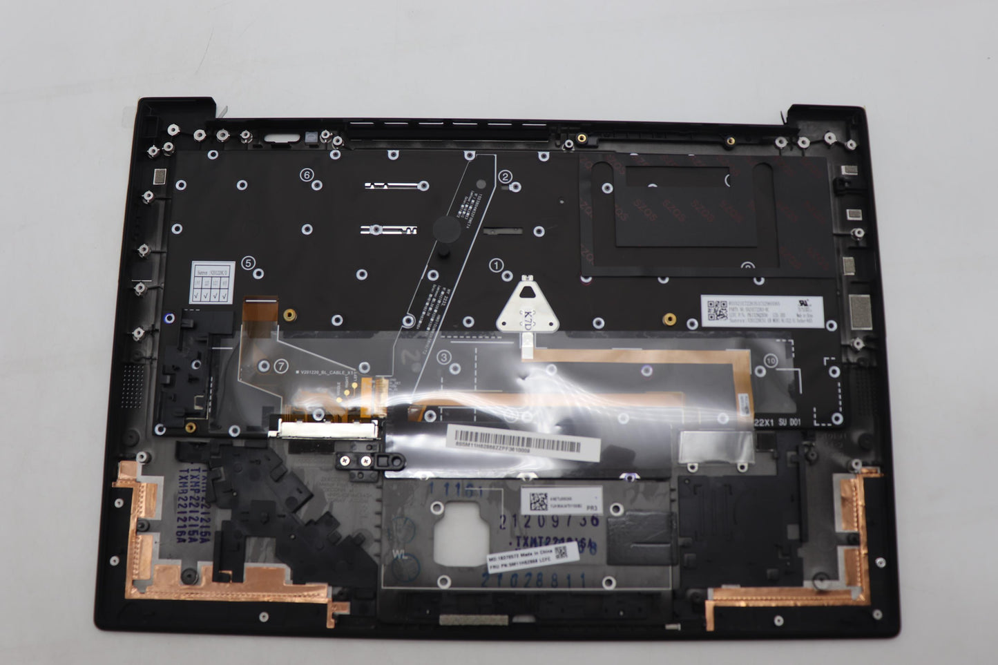 Lenovo Mech_Asm Bl Kb Bk Fpr Ww Ukr S - 5M11H62868