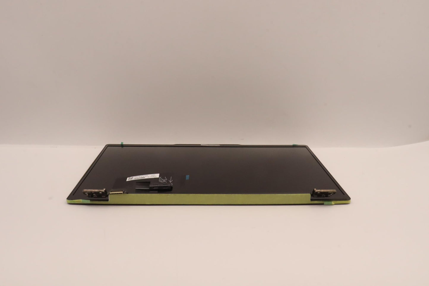 Lenovo Mechasm 133Wuxga,Fhd,Hybir,Bk, - 5M11H95212
